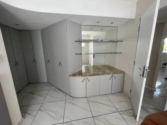 Oportunidade apto 102m2 Espinheiro