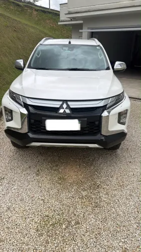 Mitsubishi L200 Triton Sport HPE-S 2.4 CD Dies. AUT 2023