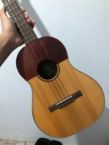 Vende-se cuatro venezolano original de la orquesta sinfônica simón bolívar