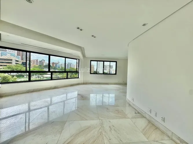 Apartamento à venda no bairro Serra