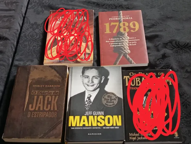 Livros variados promoção 20 reais cada
