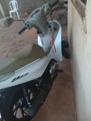 Vendo moto zeraaaada 