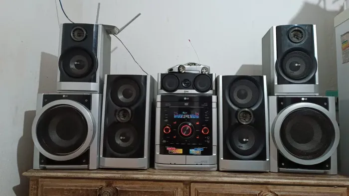 MICROSYSTEM LG MDS 712 (RARO)