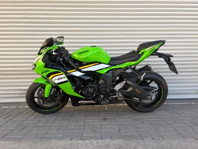 Kawasaki ZX-6R 2025 2.300 km