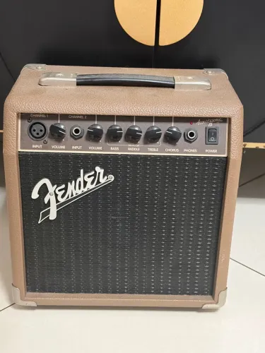 Amplificador fender acoutasonic 15