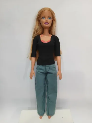 N°1 - BONECA BARBIE (MATTEL) DOS ANOS 2000