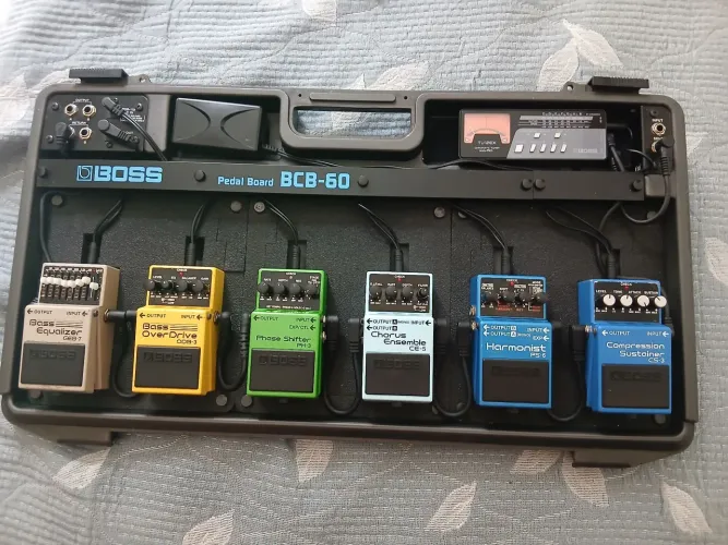 Pedal Board Boss BCB-60 completo 