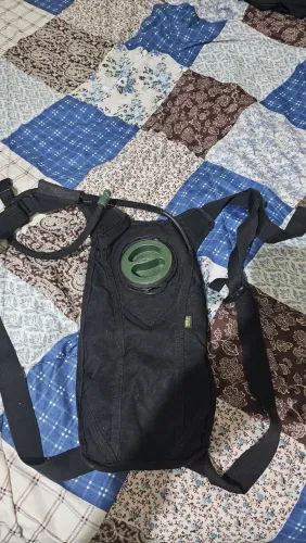 Vendo essa mochila cantil