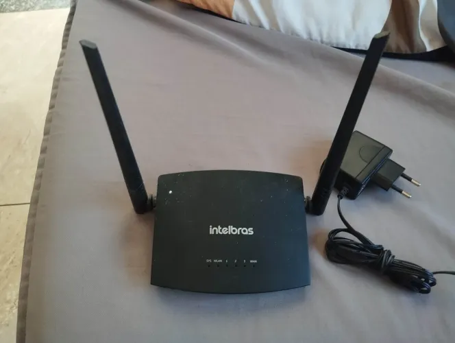Roteador Intelbras 2 antenas