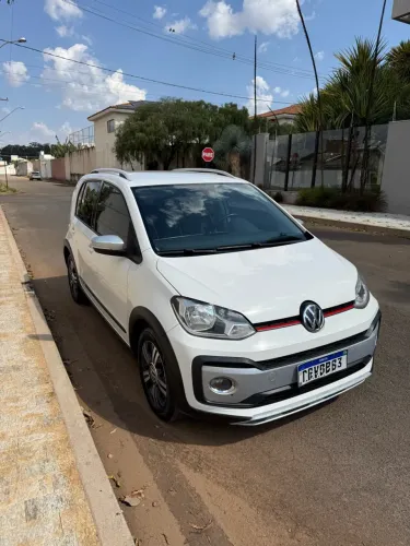Volkswagen Up! Cross 1.0 TSI Total Flex 12V 5P 2018