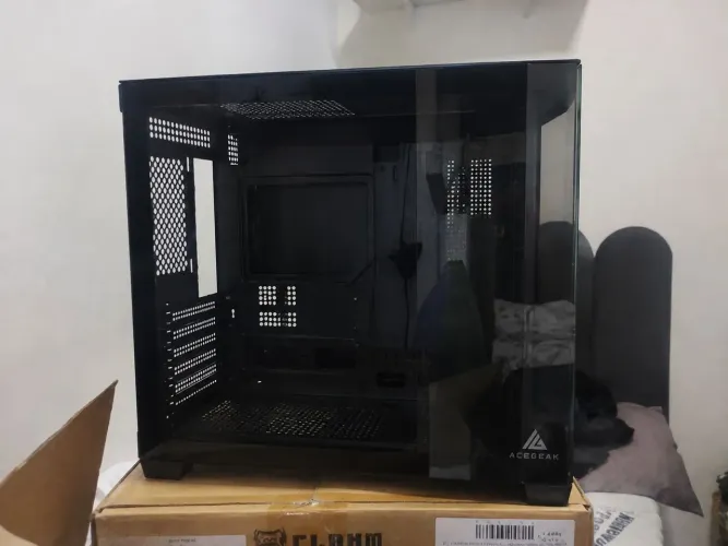 Gabinete gamer aquário preto-NUNCA USADO!