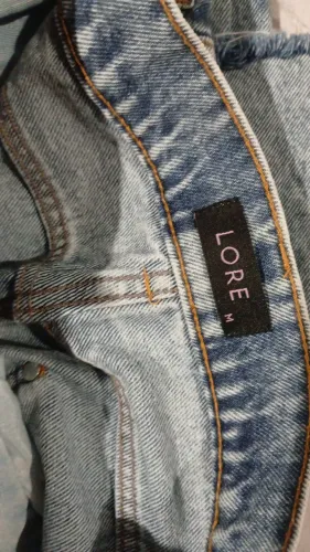 Calça jeans da marca Lore ,modelo wide leg
