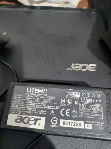 Vende-se notebook