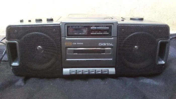 Boombox CCE CS-3600 - No Estado