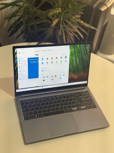 Notebook Samsung Galaxy Book 4 - Intel Core i5 13ª geração | 8GB RAM | SSD 256GB 