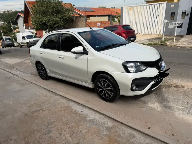 Toyota Etios Platinum Sed. 1.5 Flex 16V 4P Aut. 2019