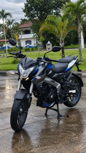 Bajaj Dominar D200