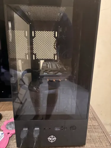 Pc gamer rtx 5060 ti + i3 12100f