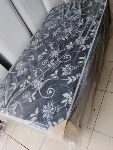 Cama box solteiro nova