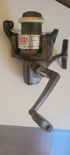 VENDE MOLINETE DE PESCA USADO EM EXCELENTE ESTADO