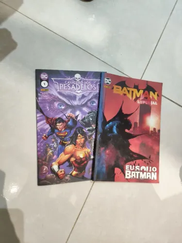 Kit 2 HQs DC Panini: Cavaleiro dos Pesadelos e Batman Eu Sou o Batman