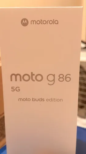 Motorola Moto g86 5G Vermelho + Fone Bluetooth Buds - 256GB 24GB (8GB RAM+16GB  LACRADO 