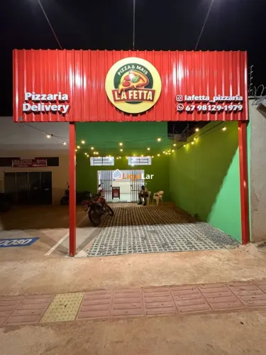 Pizzaria Montada No Bairro Seminário