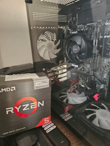 Placa mae gigabyte ultra+ prossessador ryzen 5 5600gt