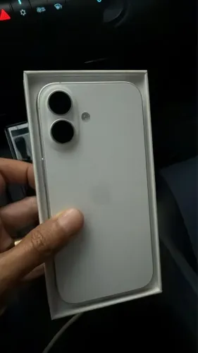 iPhone 16 256GB