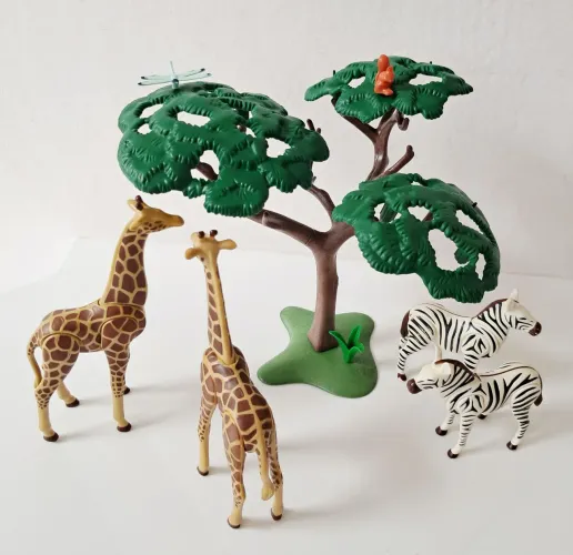 Playmobil Safari Ambiente das Zebras e Girafas