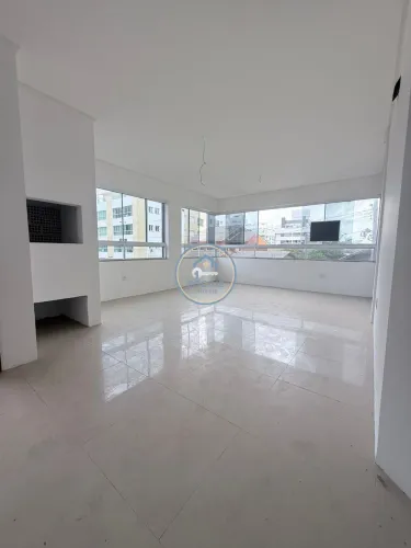 APARTAMENTO NOVO NO CENTRO DE TRAMANDAÍ CONDOMÍNIO PORTO BELO