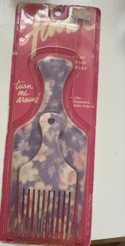 Pente antigo, importado, de 1989.