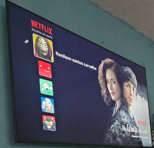 Tv smart samsung tela cristal HD 