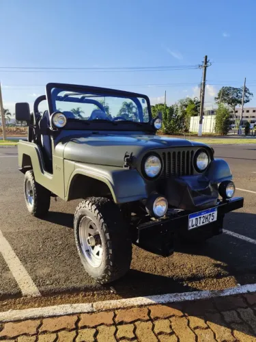 Willys Overland Jeep 2.6 12V Gasolina 2P 1966
