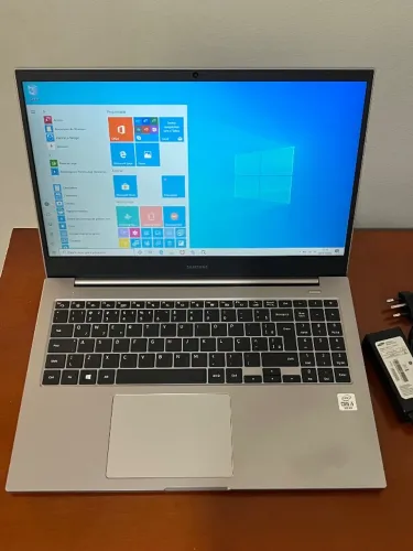 Notebook Samsung Book semi-novo!!