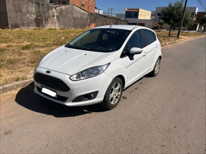 Ford Fiesta 1.6 16V Flex Mec. 5P 2014