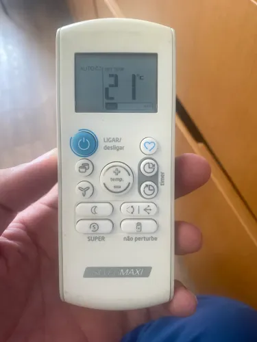 Controle de ar-condicionado 