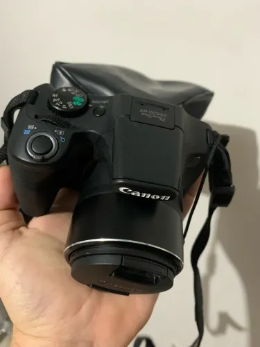 Câmera Canon PC2256