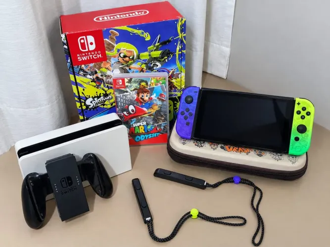 Nintendo oled semi novo