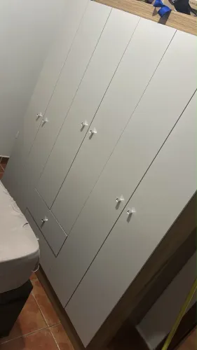 Guarda Roupa