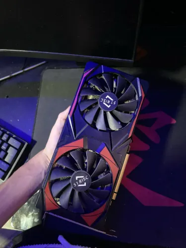 Placa de video RX5700xt