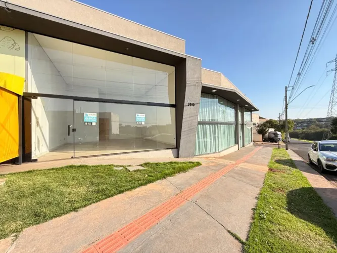 Sala para alugar em Maringá, Jardim Tropical, com 50.07 m²