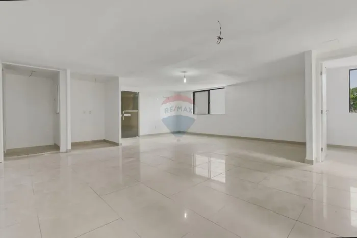Sala Comercial à Venda, 110 m², R$ 300.000,00