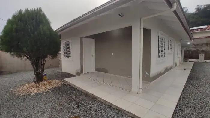 Casa Para Locação No Bairro São Luis Em Jaraguá Do Sul