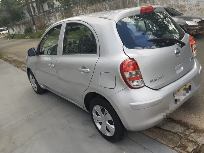 Nissan March S 1.6 16V Flex Fuel 5P 2013