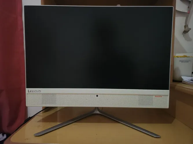 Computador Lenovo ideacentre All in one