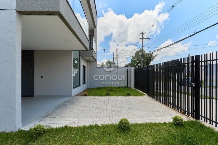 Sobrado Novo à Venda no Cidade Jardim | 3 Quartos (1 Suíte) | Esquina | 125m² | 2 Vagas