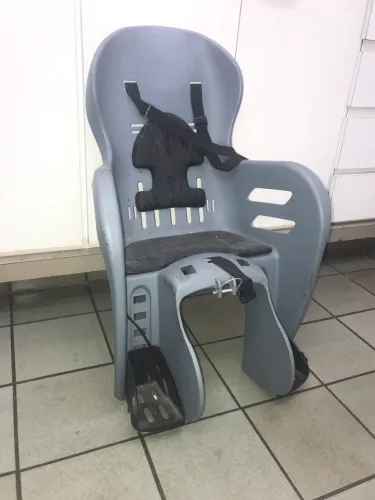 Cadeirinha traseira para bike