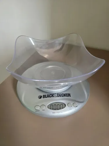 Balança eletrônica Black & Decker - bc200b
