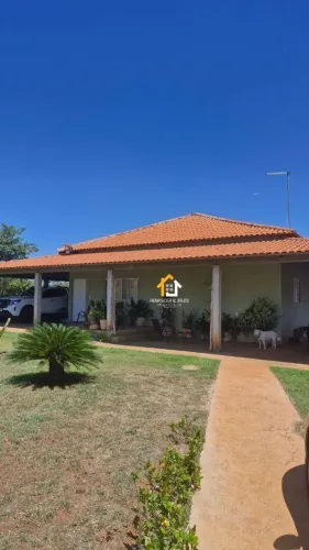 Chácara à Venda - Zona Rural - Valentim Gentil/SP